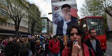 Какво се крие зад протестите в Сърбия?